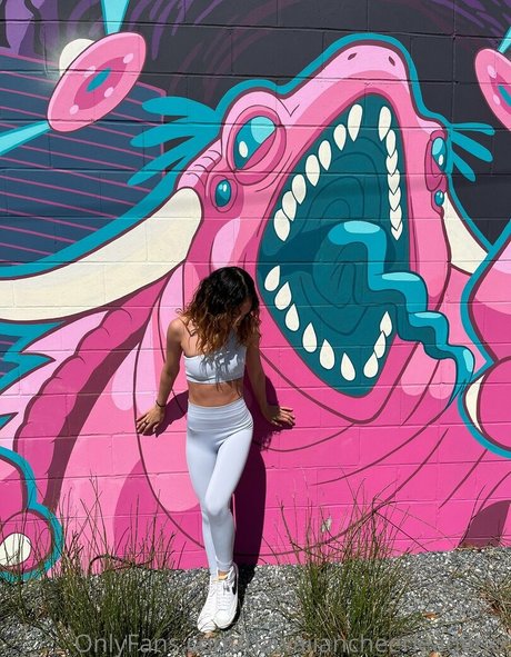 Hawaiian Cheerleader adult star pictures