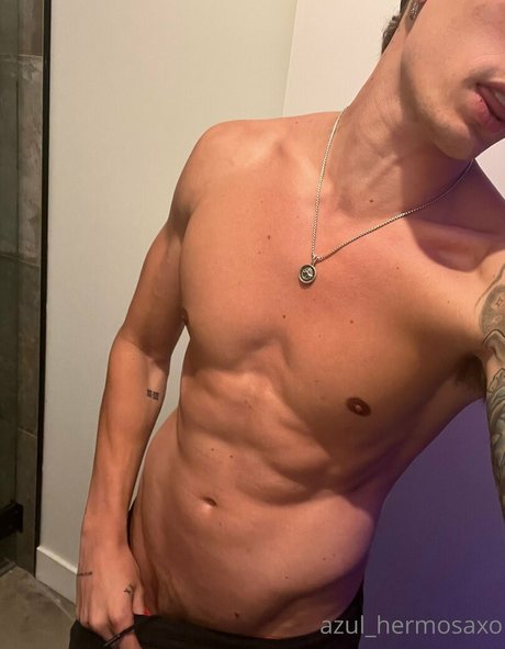 Azul Hermosa star hot pictures