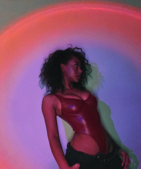 college girl onlyfans hot nude pictures