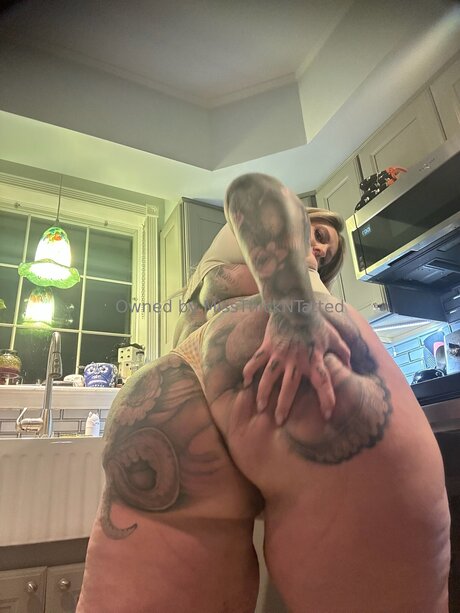 Miss Thick N Tatted erotic star image