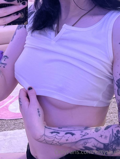 tiny onlyfans sexy naked photos