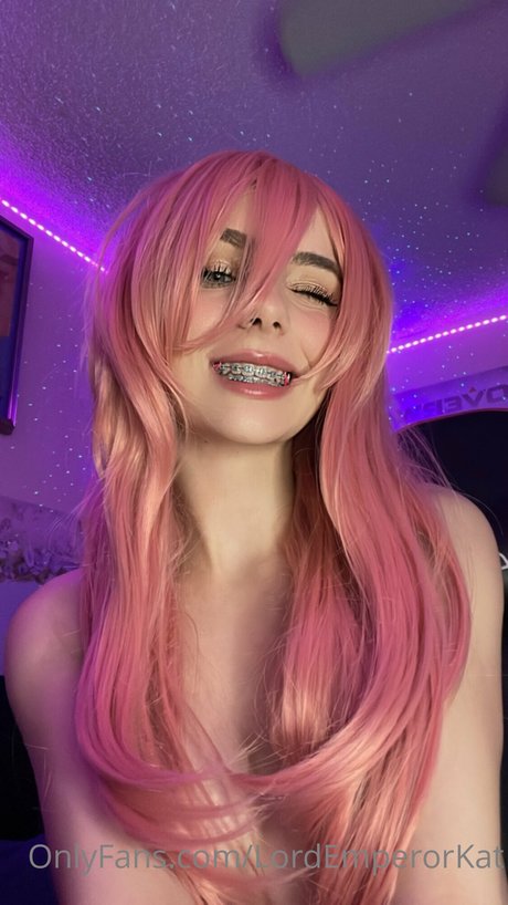 Kat ONLINE NOW pornstar xxx archive