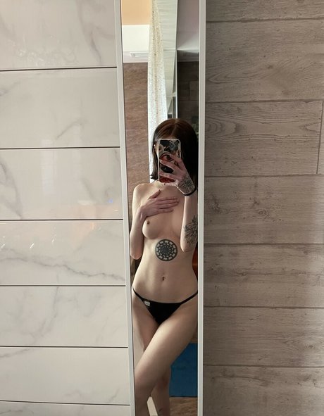 smile onlyfans art naked galleries