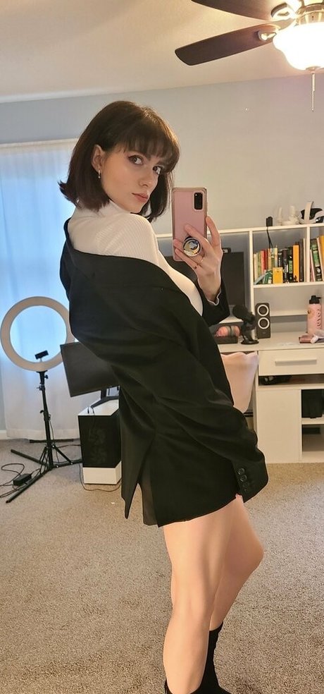 Rocketbabey actress pictures