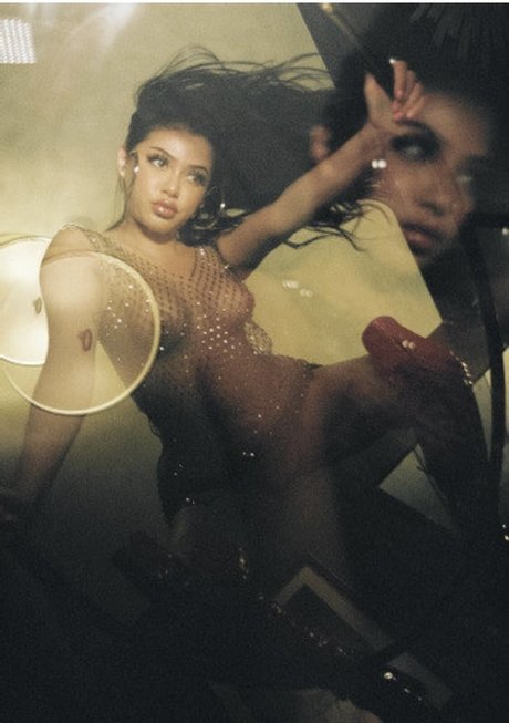 Yahaira Yumi pornstar nice gallery