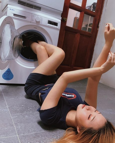 shemale fucks girl onlyfans free pic