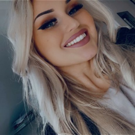 Scream Queen model sex image