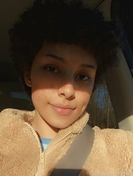 blonde shemale onlyfans sexy xxx photo