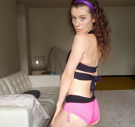 VioletFoxy star exclusive images