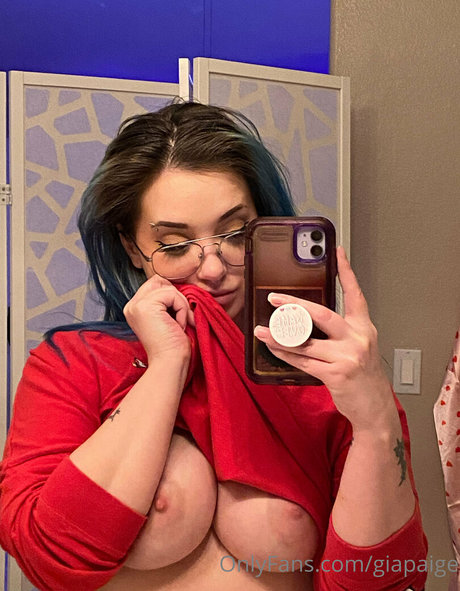 stepdaughter onlyfans beautiful naked photos