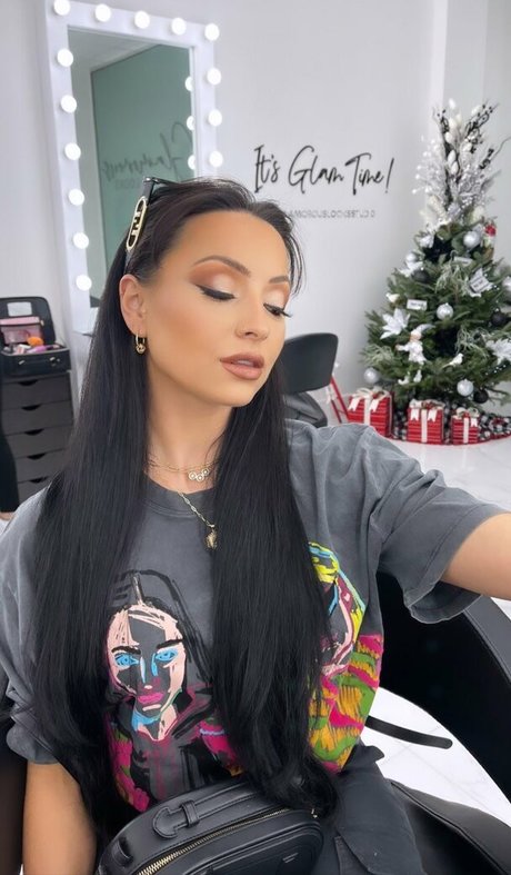 Kat Corrao star pictures