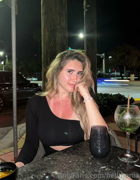 bellmania model pretty photos