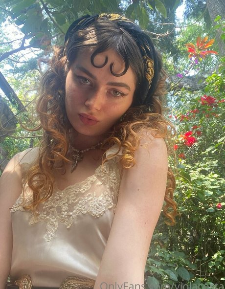 floraauclair star adult photo