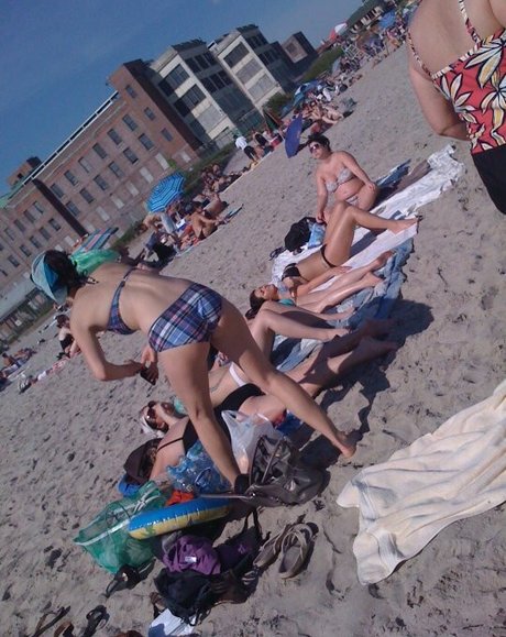 tanned onlyfans beautiful nude image