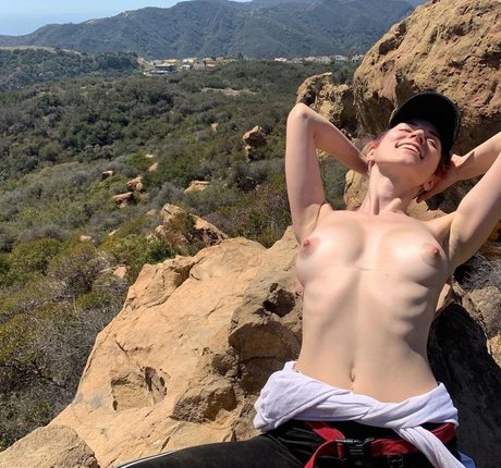 Becca Scott sexy actress photo