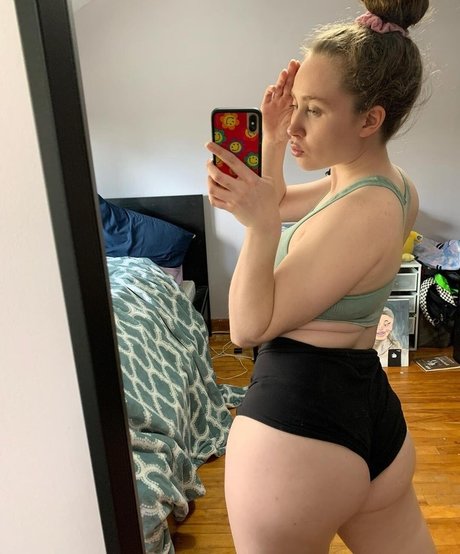 hippie onlyfans pretty picture