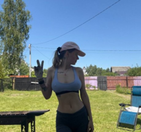 Dog Queen pornographic model pictures