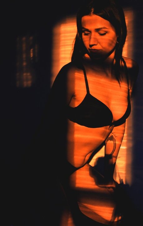 blonde shemale onlyfans erotic pic