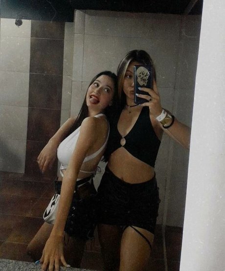 stepdaughter onlyfans beautiful nude archive