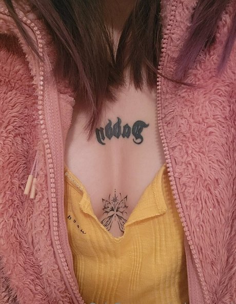 sobermood pornographic star picture