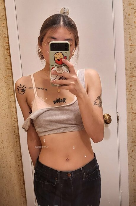 sobermood model nude image