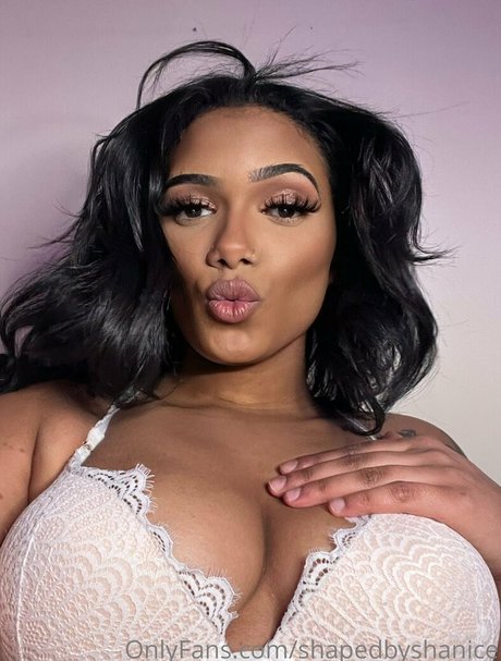 shapedbyshanice art model photos