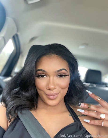 shapedbyshanice erotic pornstar image