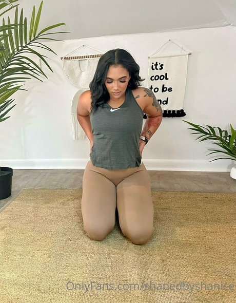 shapedbyshanice nudes model pic