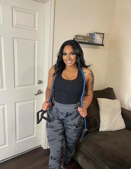 shapedbyshanice pornstar perfect pics