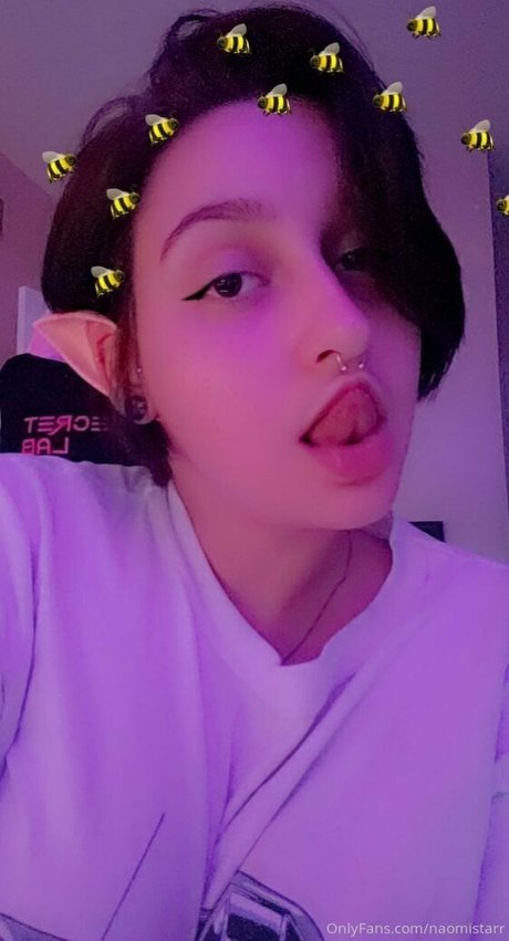 naomistarr hot actress galleries