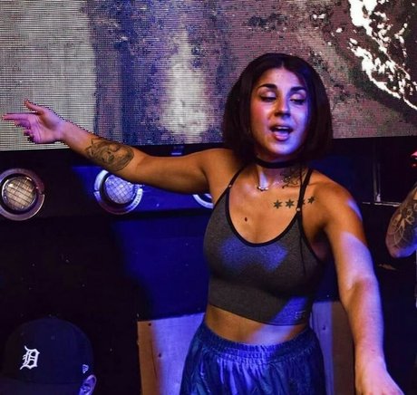 Krewella top pornstar gallery