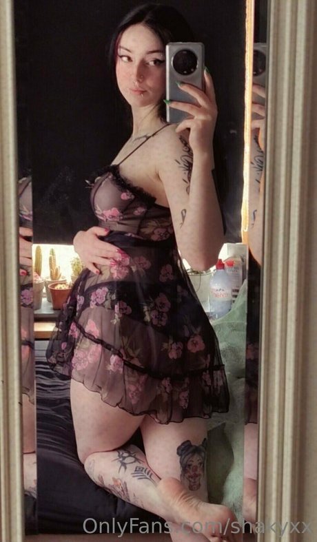 shakyxx xxx model photos