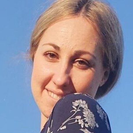 Anunna Healing top model photo