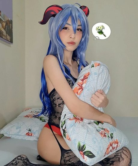 reisesan nude actress img