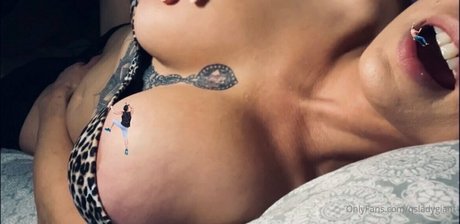 qsladygiant pornstar nudes photo