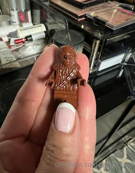 qsladygiant top actress pic