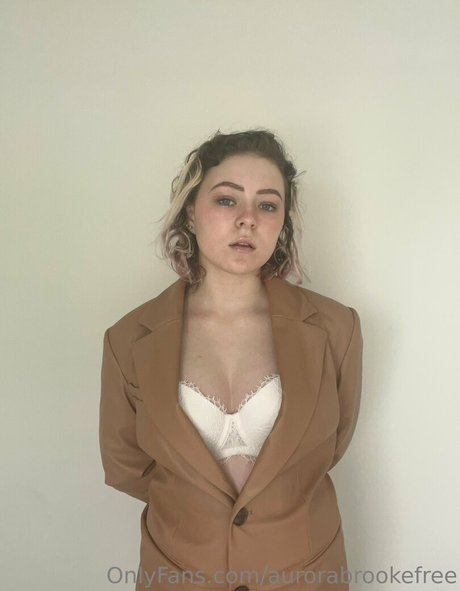 aurorabrookefree star perfect pictures