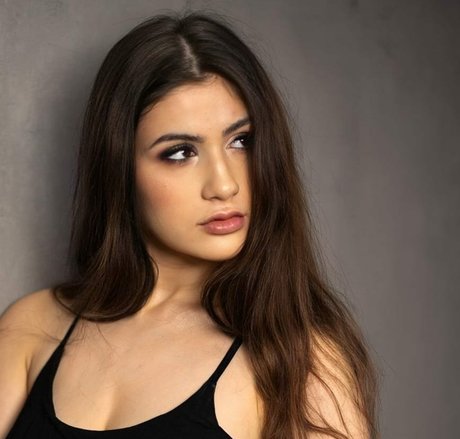 Xlovr pornstar hd pic