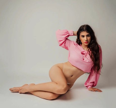 Xlovr sexy star picture