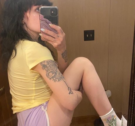 Bonnie Grace model free picture