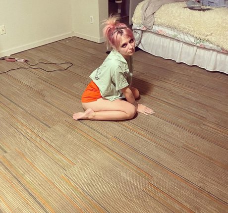 Bonnie Grace erotic actress images