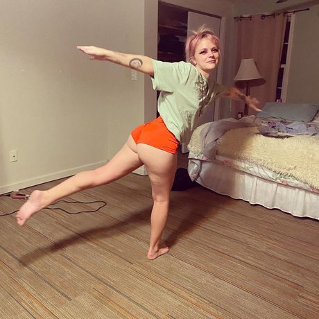 Bonnie Grace sex actress photos