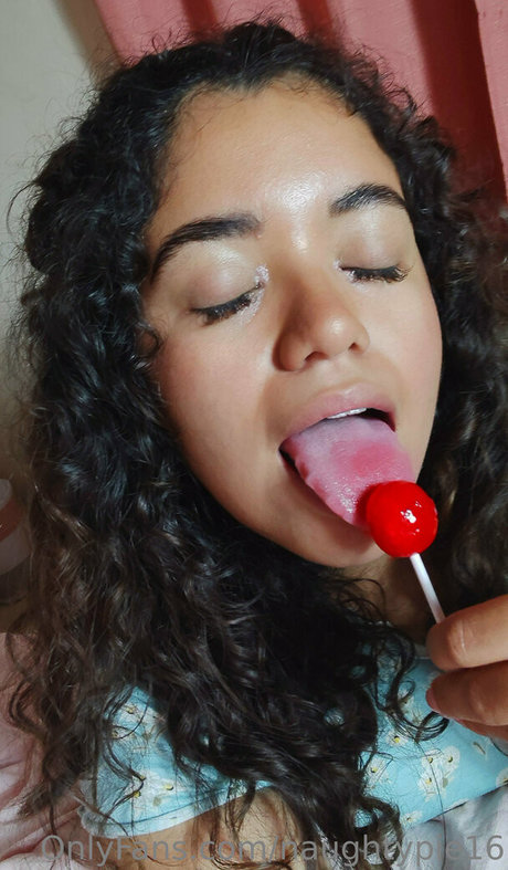 naughtypie16 sexy actress galleries