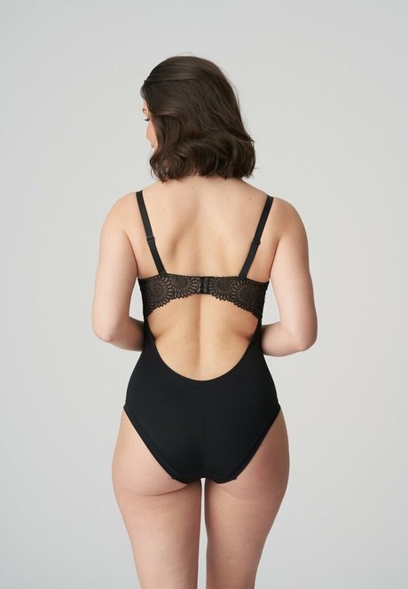 Sabrina Laporte naked star photo