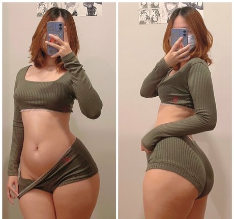 skinny asian onlyfans naked galleries