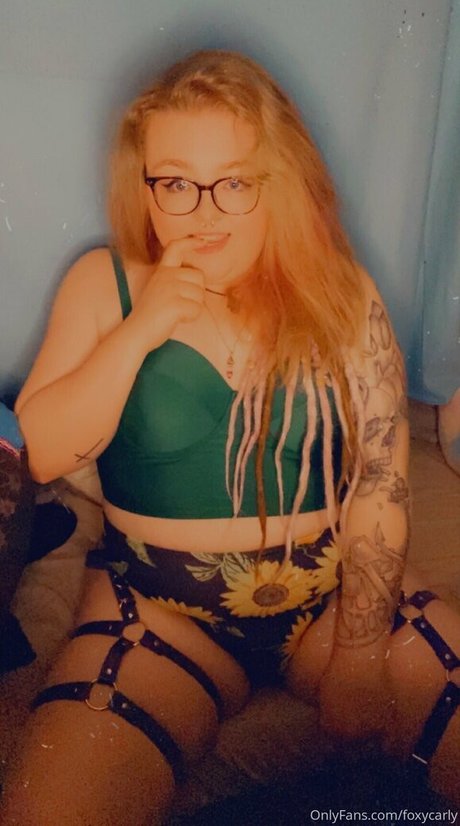 foxycarly star photos