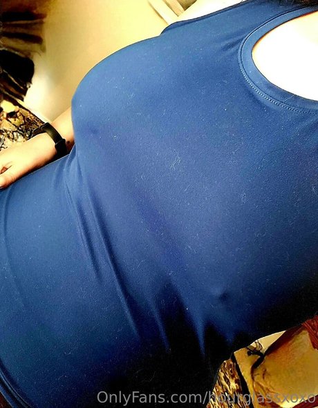 milf handjob onlyfans hot nude photo