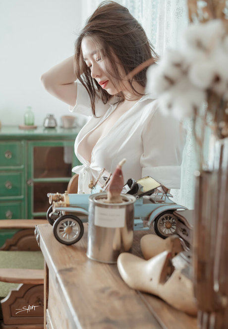 milf pussy onlyfans art naked photo