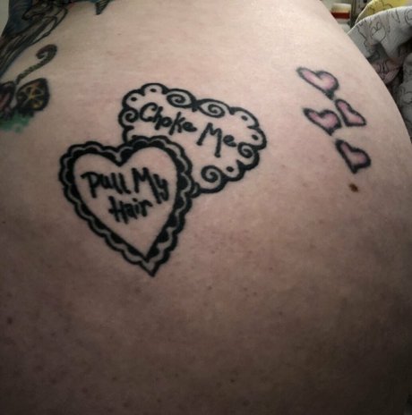 trashpanda4lyfeyo pornstar nude photo