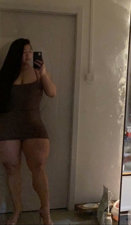 wet onlyfans beautiful naked img